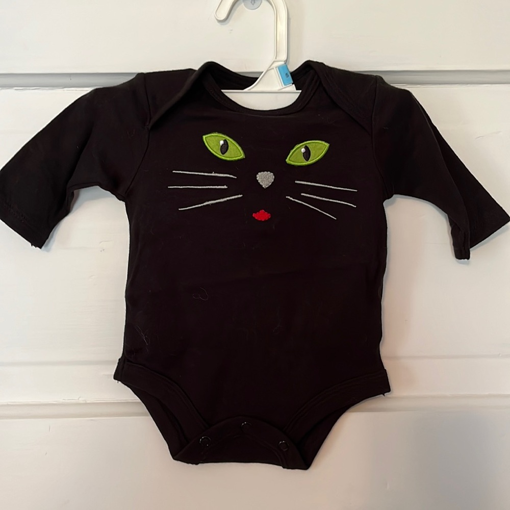 Newborn/Recien Nacido Halloween onesie , cotton, black, newborn $25